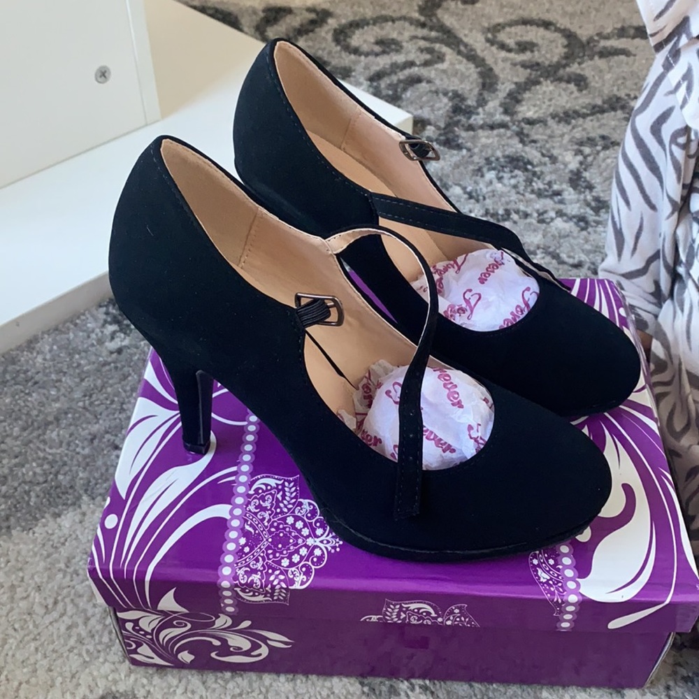Brand new Pumps!🌟🎁
